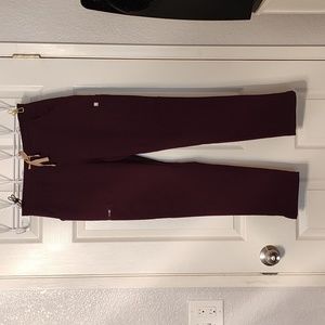 Figs yola scrub pants Deep Purple